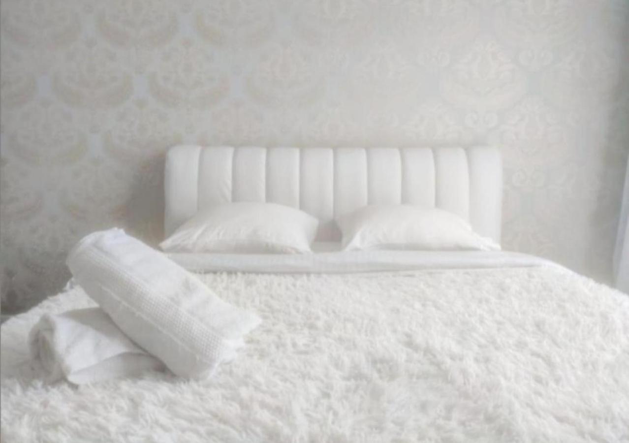 Grunvald Lux Apartment Kiev Bagian luar foto