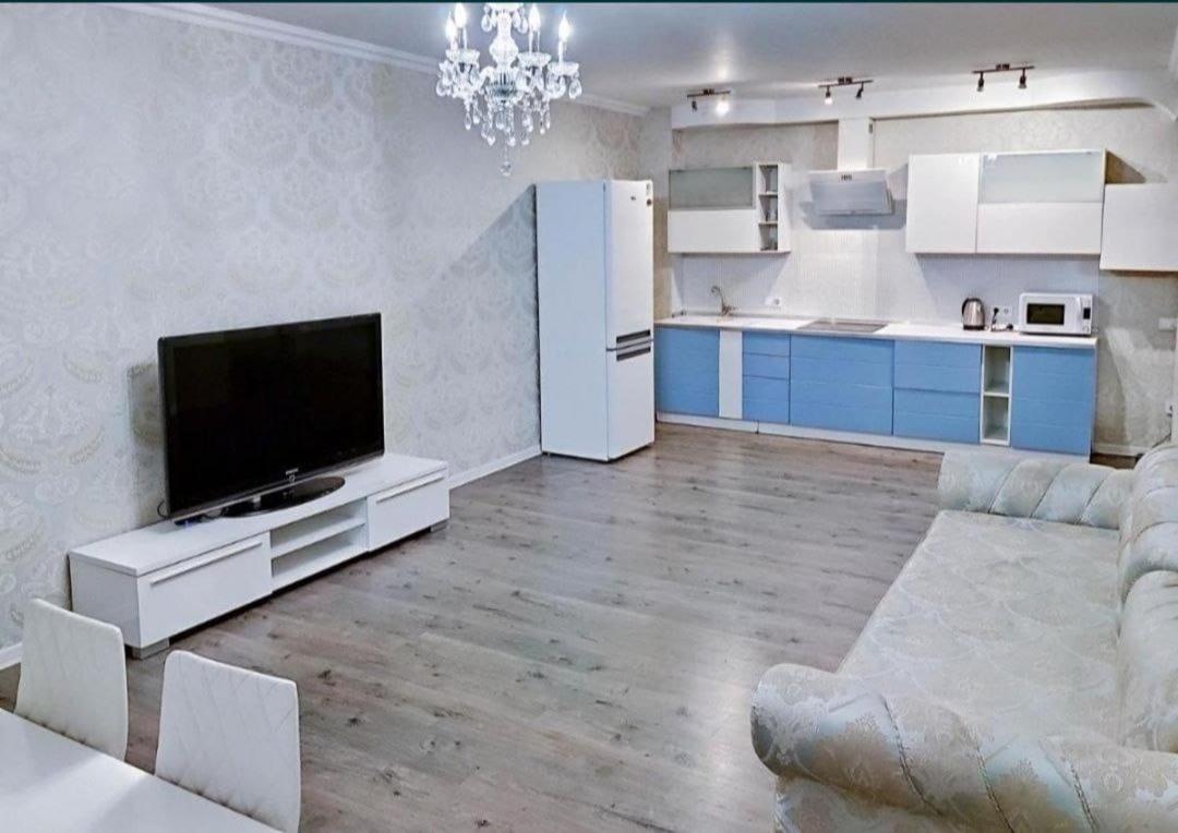 2К Quartira Na Akademgorodke Apartment Kiev Bagian luar foto